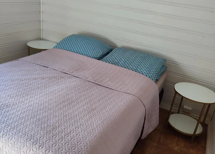 Separate In A Large House,on The E6 Road Δωμάτια σε οικογενειακή κατοικία *